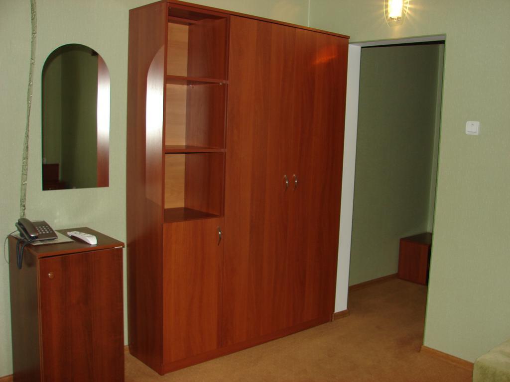 Stara Vezha Hotel Boryspil Exterior photo